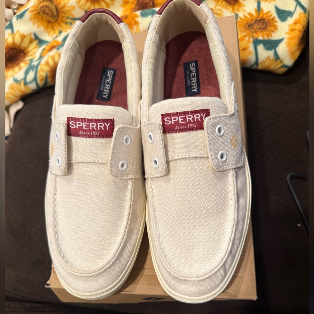 Sperry Boat Shoes New in box